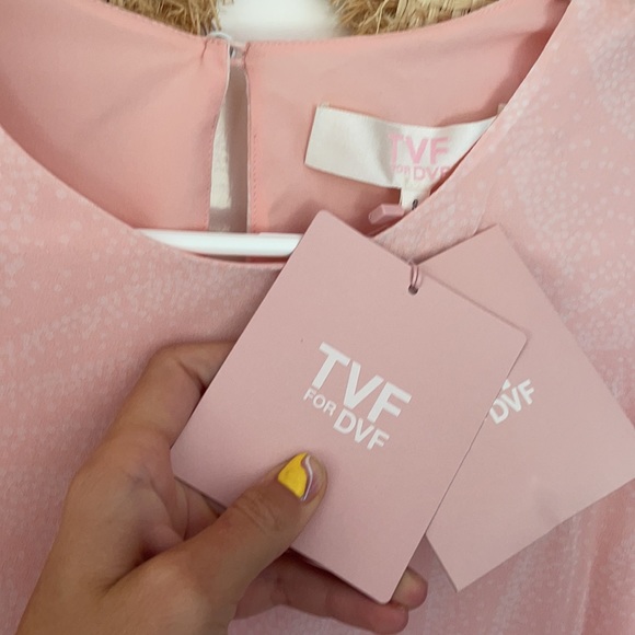 TVF for DVF cropped pink chiffon top! Sz SM! NWT - Picture 3 of 8